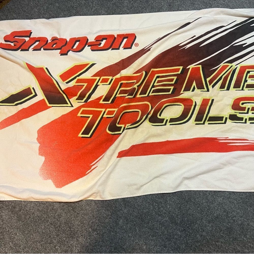Vintage Snap- On Tools Towel extreme